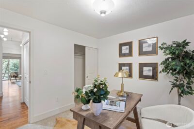 11054 NE 33rd Place #B7, Bellevue, WA 98004 - Photo 18