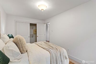 11054 NE 33rd Place #B7, Bellevue, WA 98004 - Photo 20