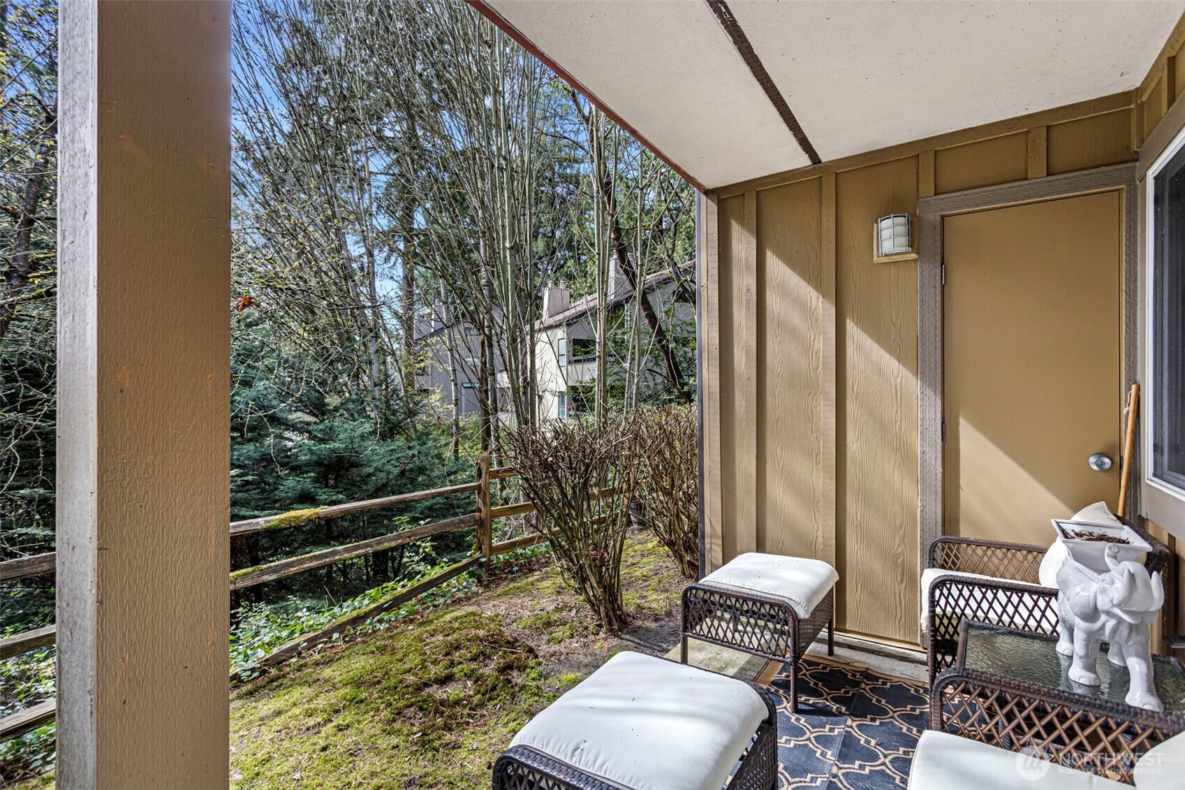 11054 NE 33rd Place #B7, Bellevue, WA 98004