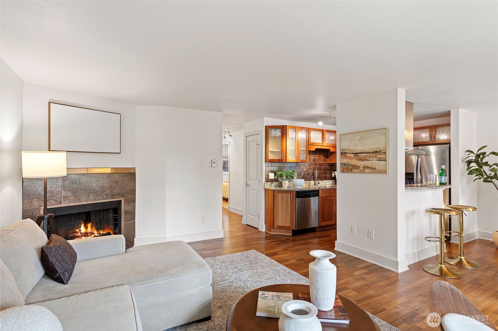 11054 NE 33rd Place #B7, Bellevue, WA 98004