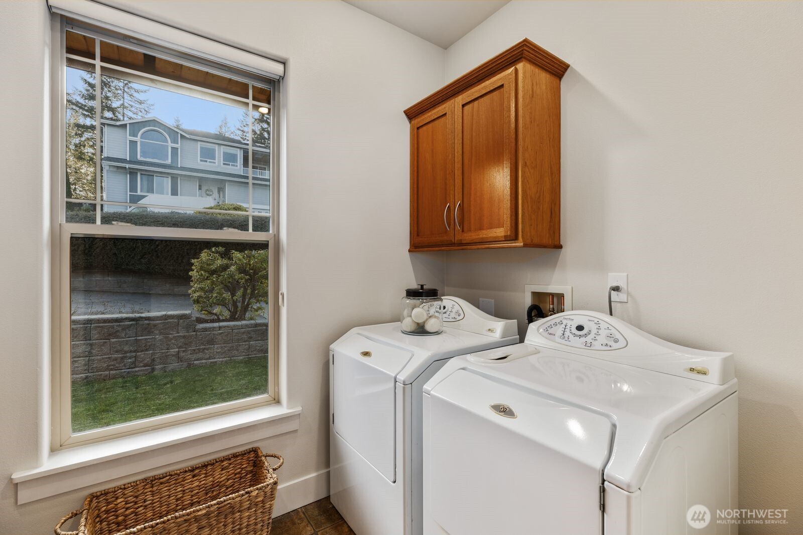 1021 Lightning Way , Camano Island, WA 98282