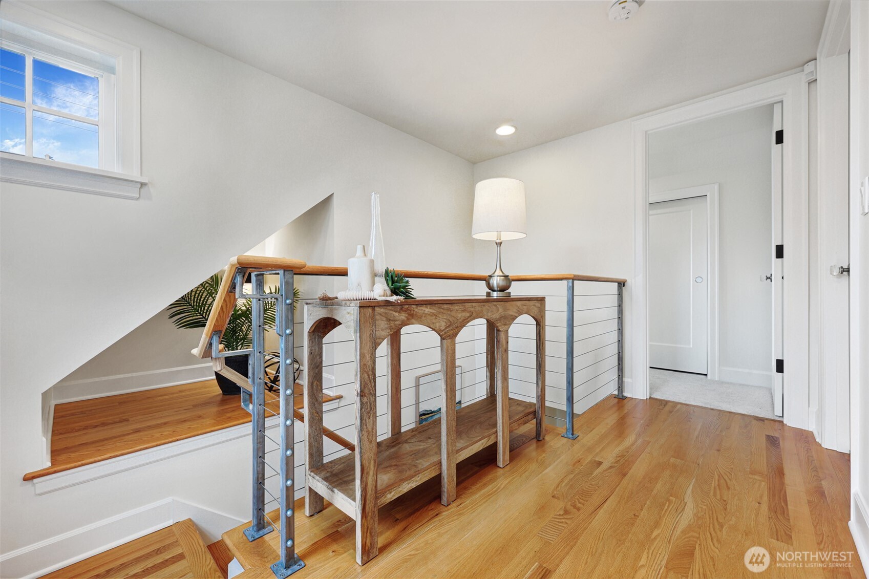 8401 Linden Avenue N, Seattle, WA 98103