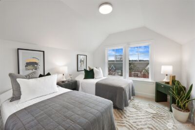 8401 Linden Avenue N, Seattle, WA 98103 - Photo 26