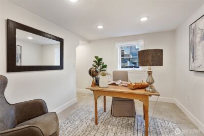 8401 Linden Avenue N, Seattle, WA 98103 - Photo 30