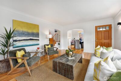 8401 Linden Avenue N, Seattle, WA 98103 - Photo 4