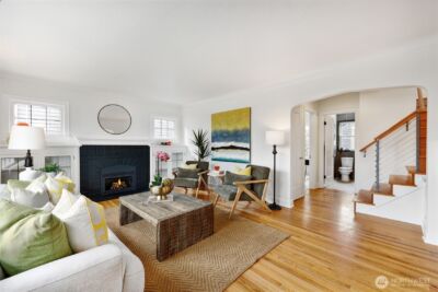 8401 Linden Avenue N, Seattle, WA 98103 - Photo 6