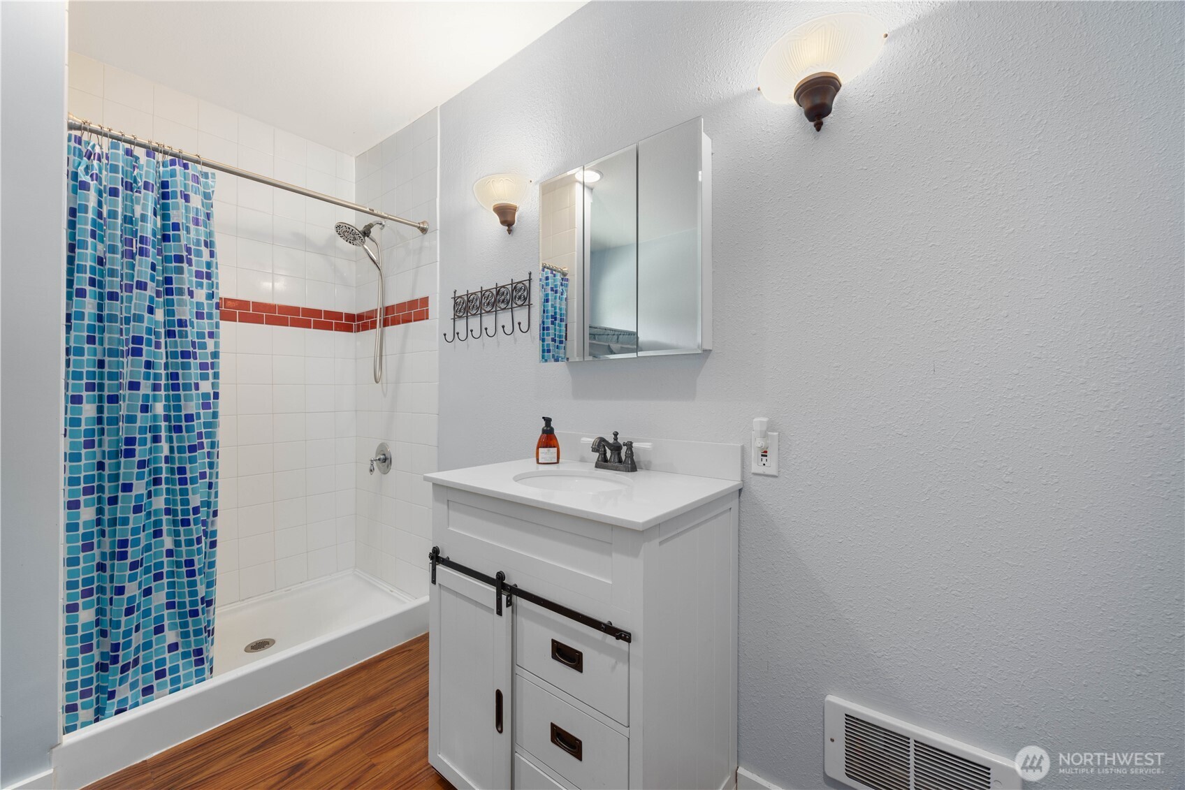 70 E Wapato Lake Road , Manson, WA 98831