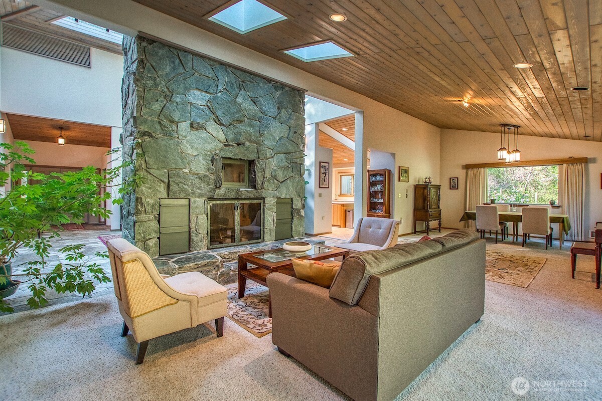 569 Island Drive , Friday Harbor, WA 98250