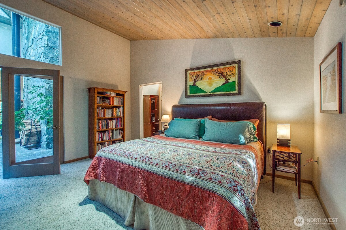 569 Island Drive , Friday Harbor, WA 98250