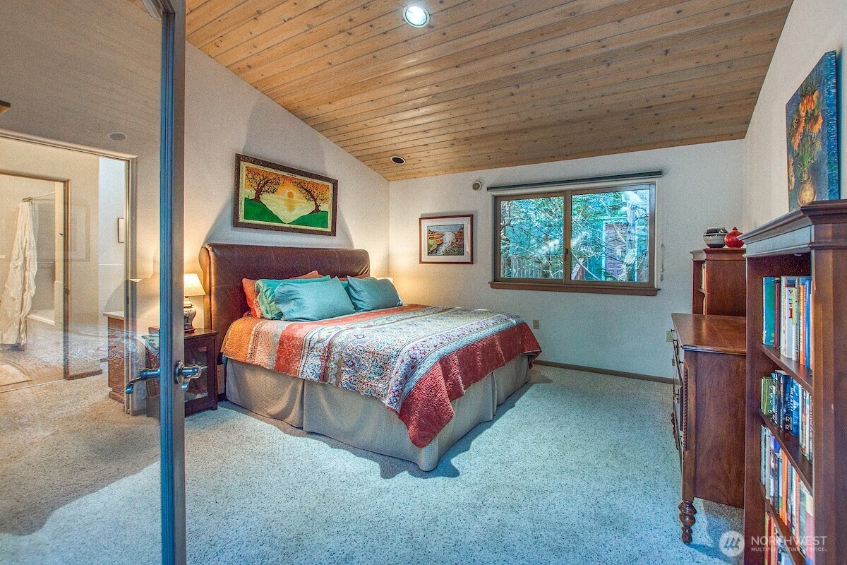 569 Island Drive , Friday Harbor, WA 98250