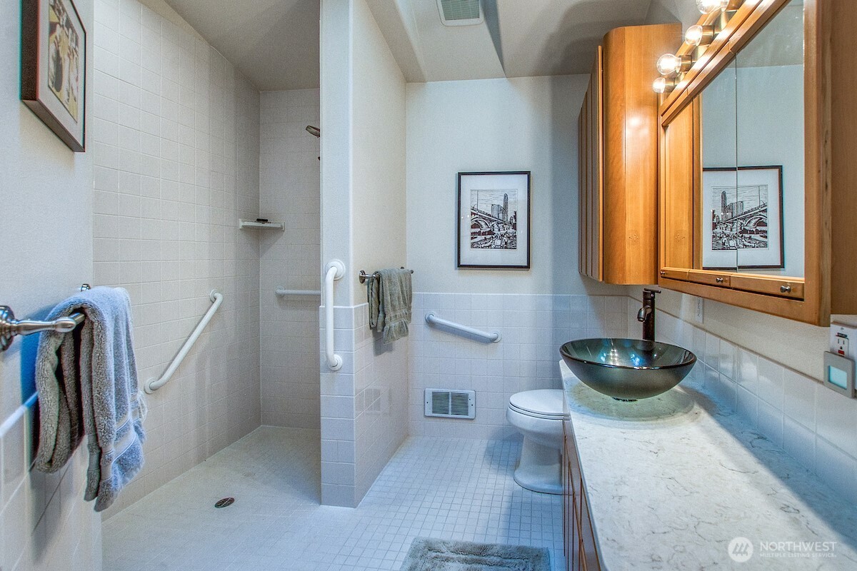 569 Island Drive , Friday Harbor, WA 98250