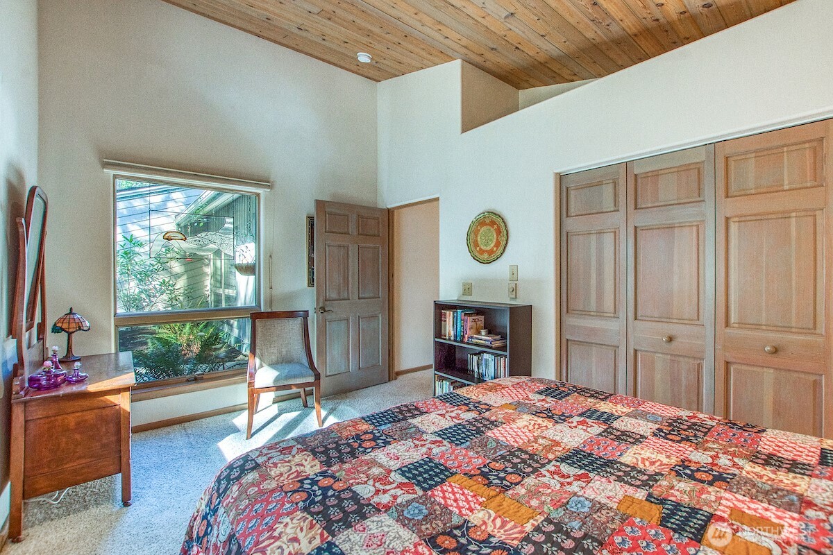 569 Island Drive , Friday Harbor, WA 98250