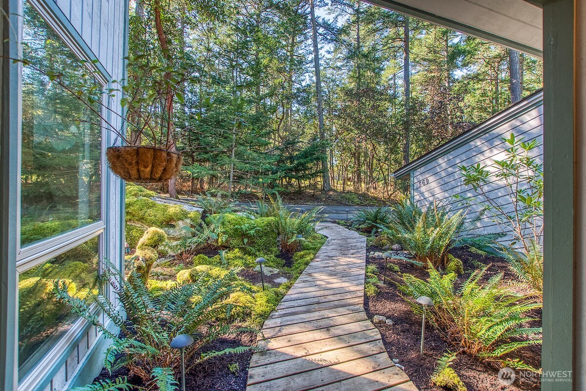 569 Island Drive , Friday Harbor, WA 98250