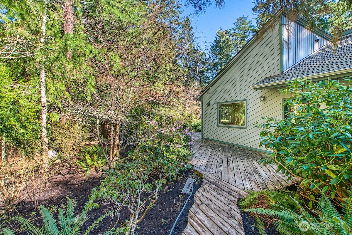 569 Island Drive , Friday Harbor, WA 98250
