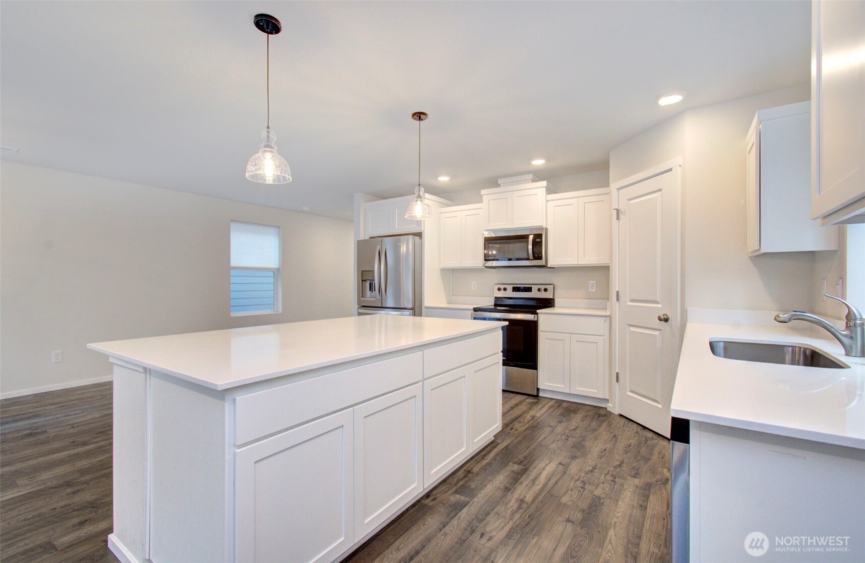 17503 NW 10th Avenue , Ridgefield, WA 98642