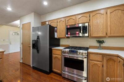 22433 Vale Court SE, Yelm, WA 98597 - Photo 12