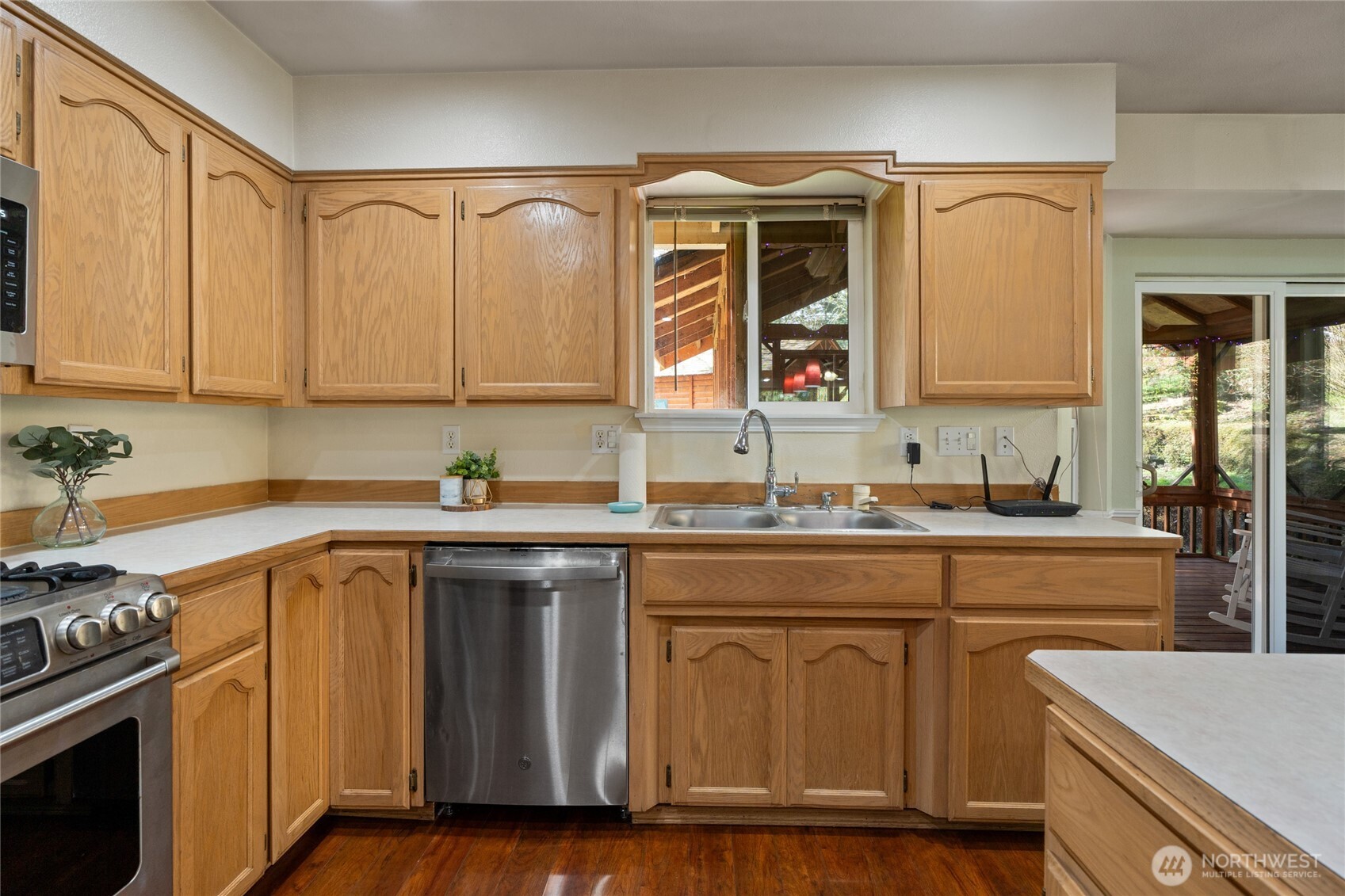 22433 Vale Court SE, Yelm, WA 98597