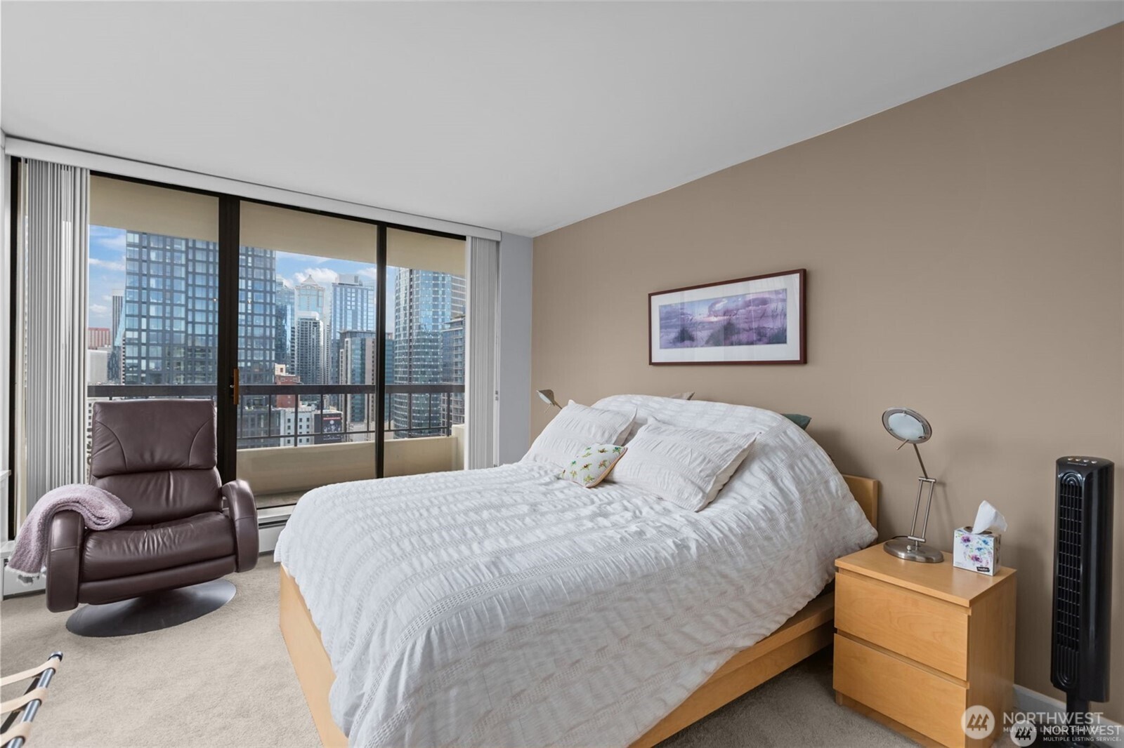 2201 3rd Avenue #2301, Seattle, WA 98121