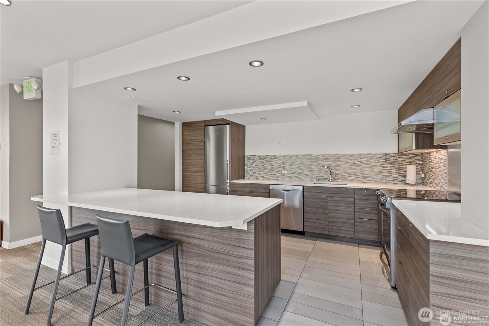 2201 3rd Avenue #2301, Seattle, WA 98121