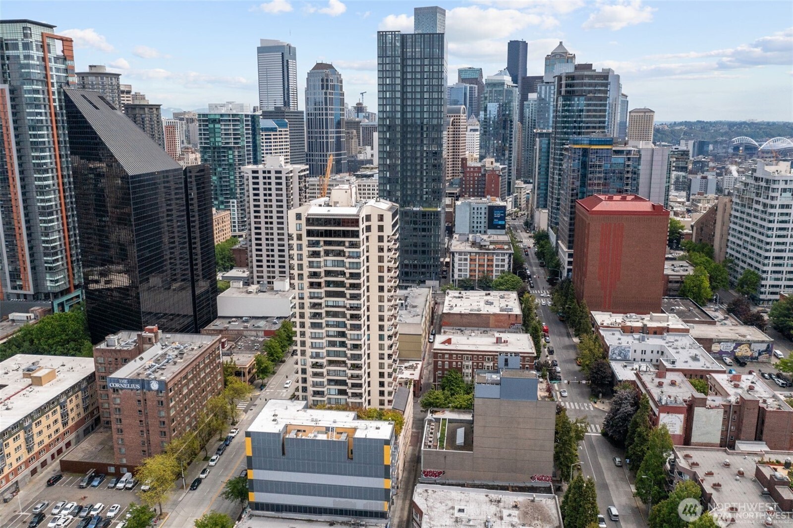 2201 3rd Avenue #2301, Seattle, WA 98121