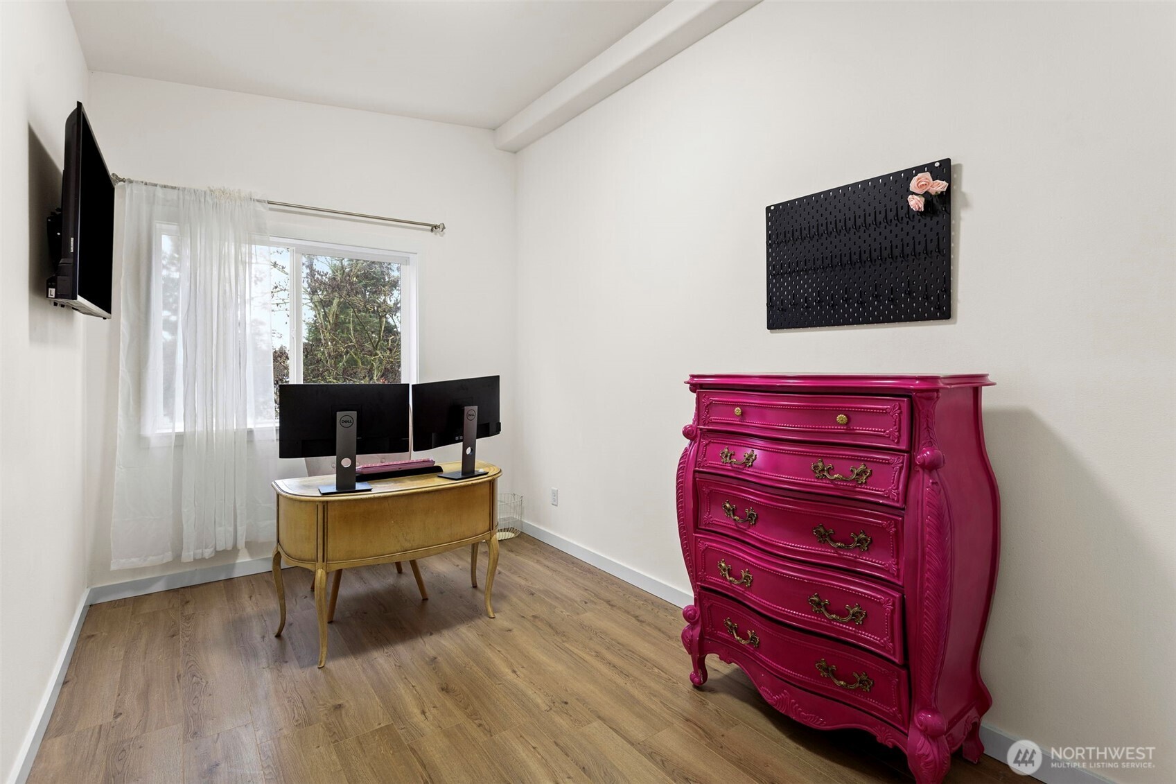 10615 2nd Place SW, Seattle, WA 98146