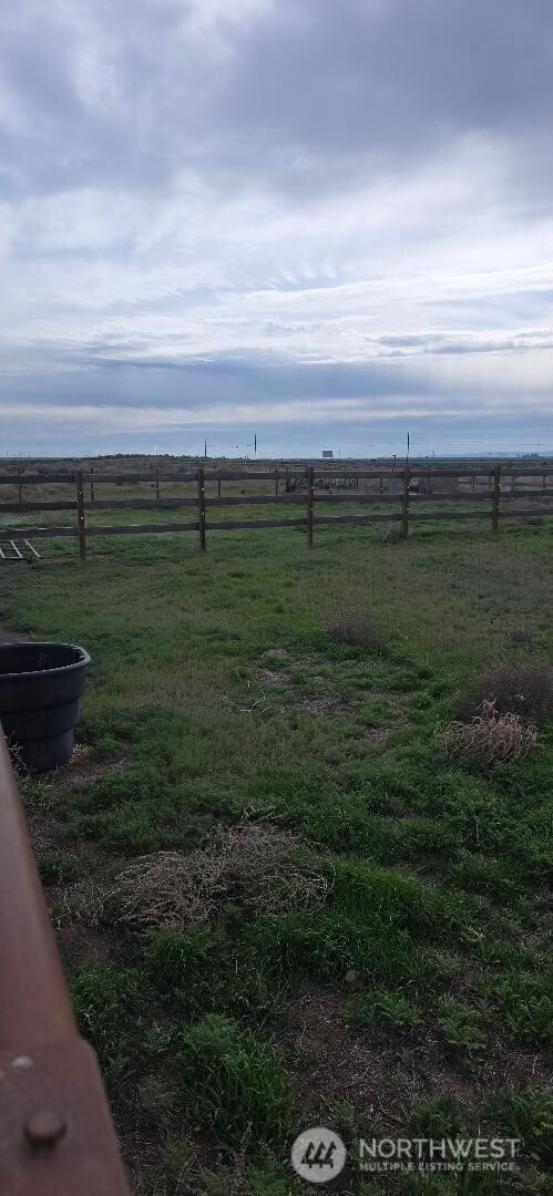 5200 NW N Frontage Road W, Ephrata, WA 98823