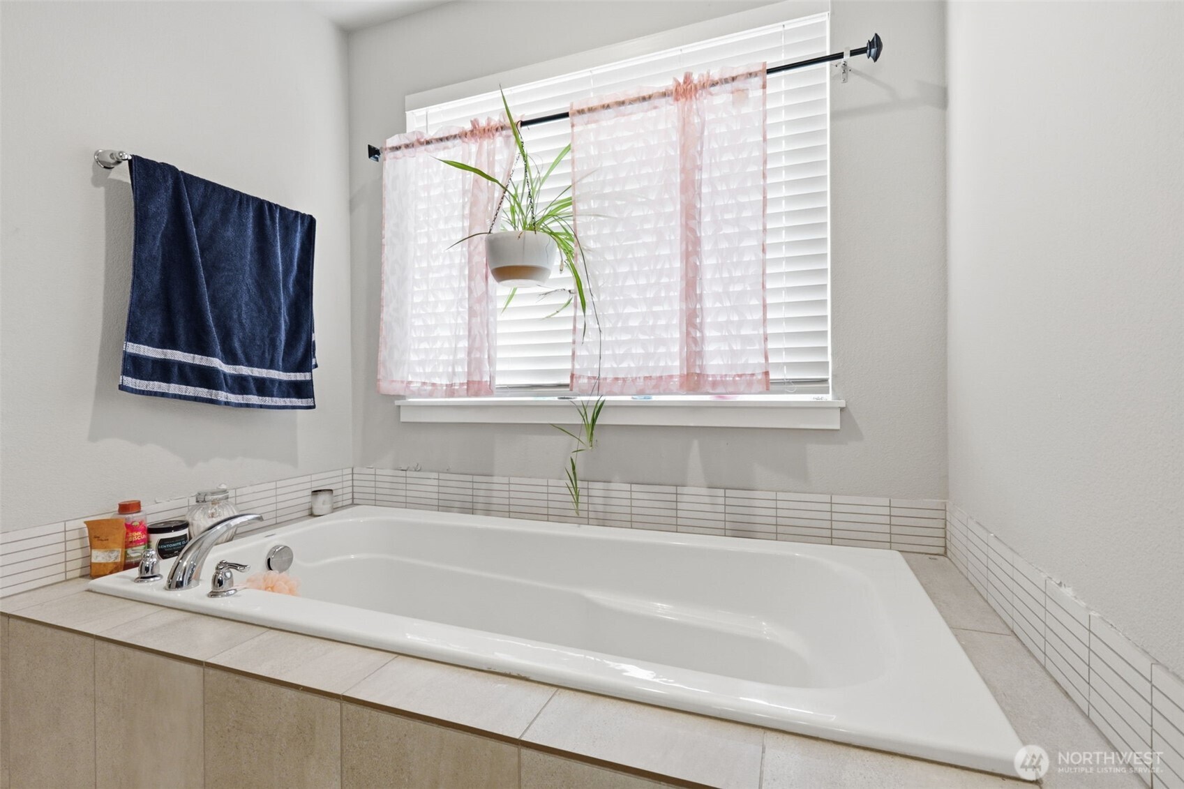 1175 NE 18th Street , Battle Ground, WA 98604