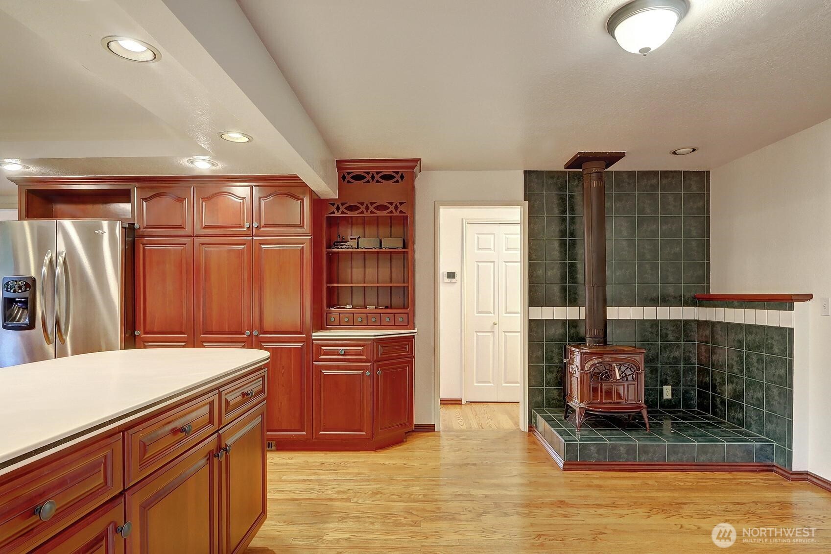 2668 E Lake Sammamish Parkway NE, Sammamish, WA 98074