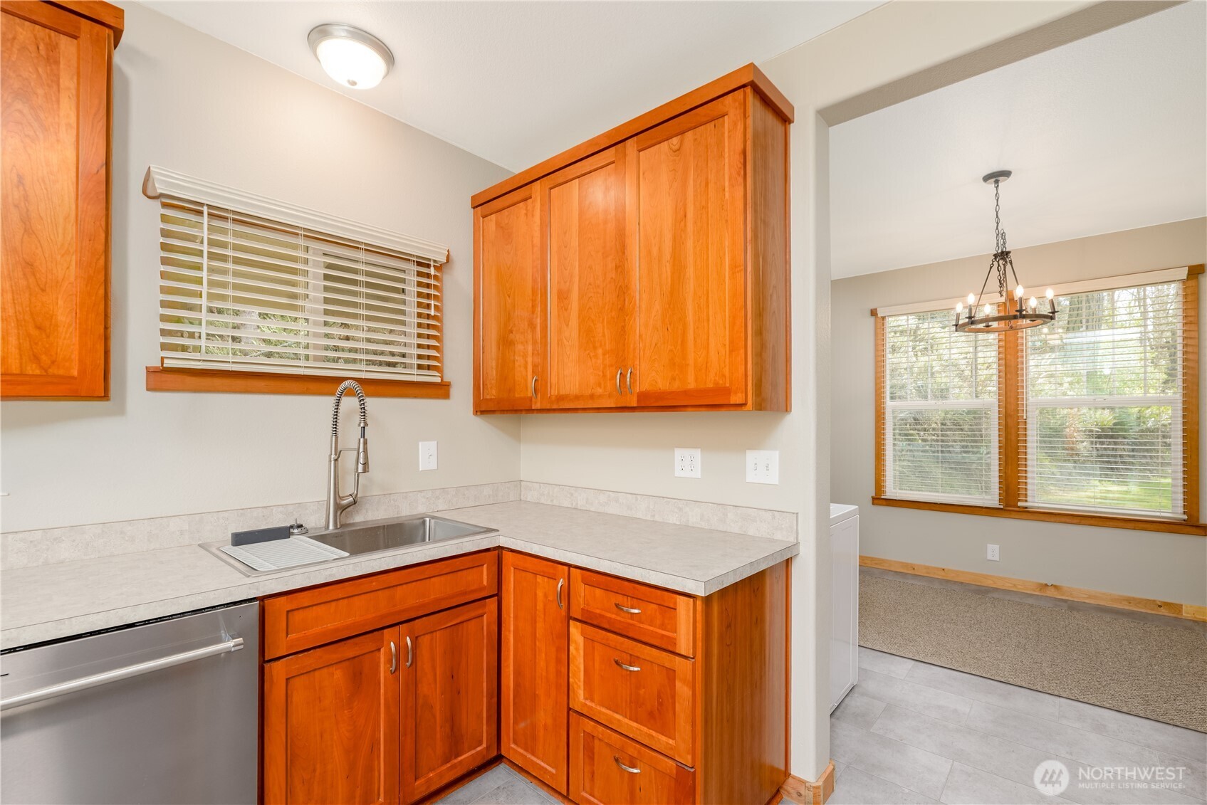 903 S Valley Street , Port Angeles, WA 98362