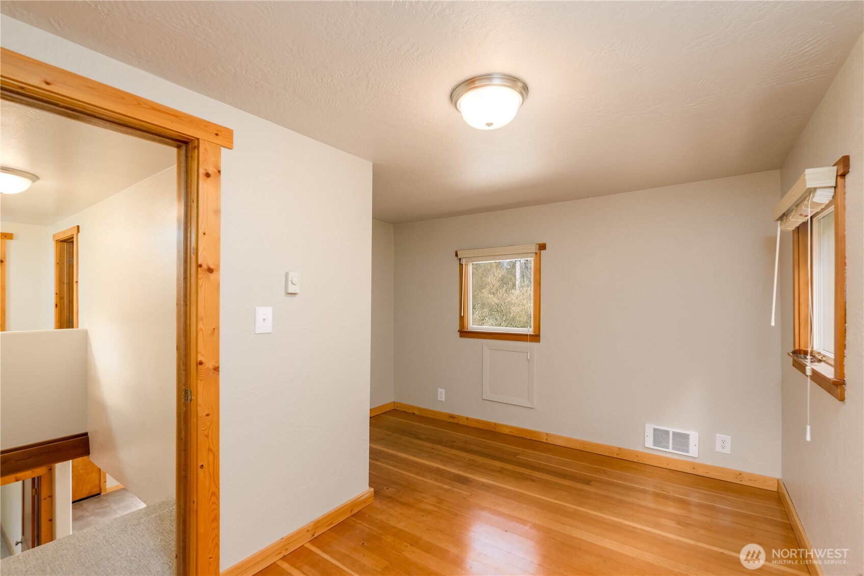 903 S Valley Street , Port Angeles, WA 98362