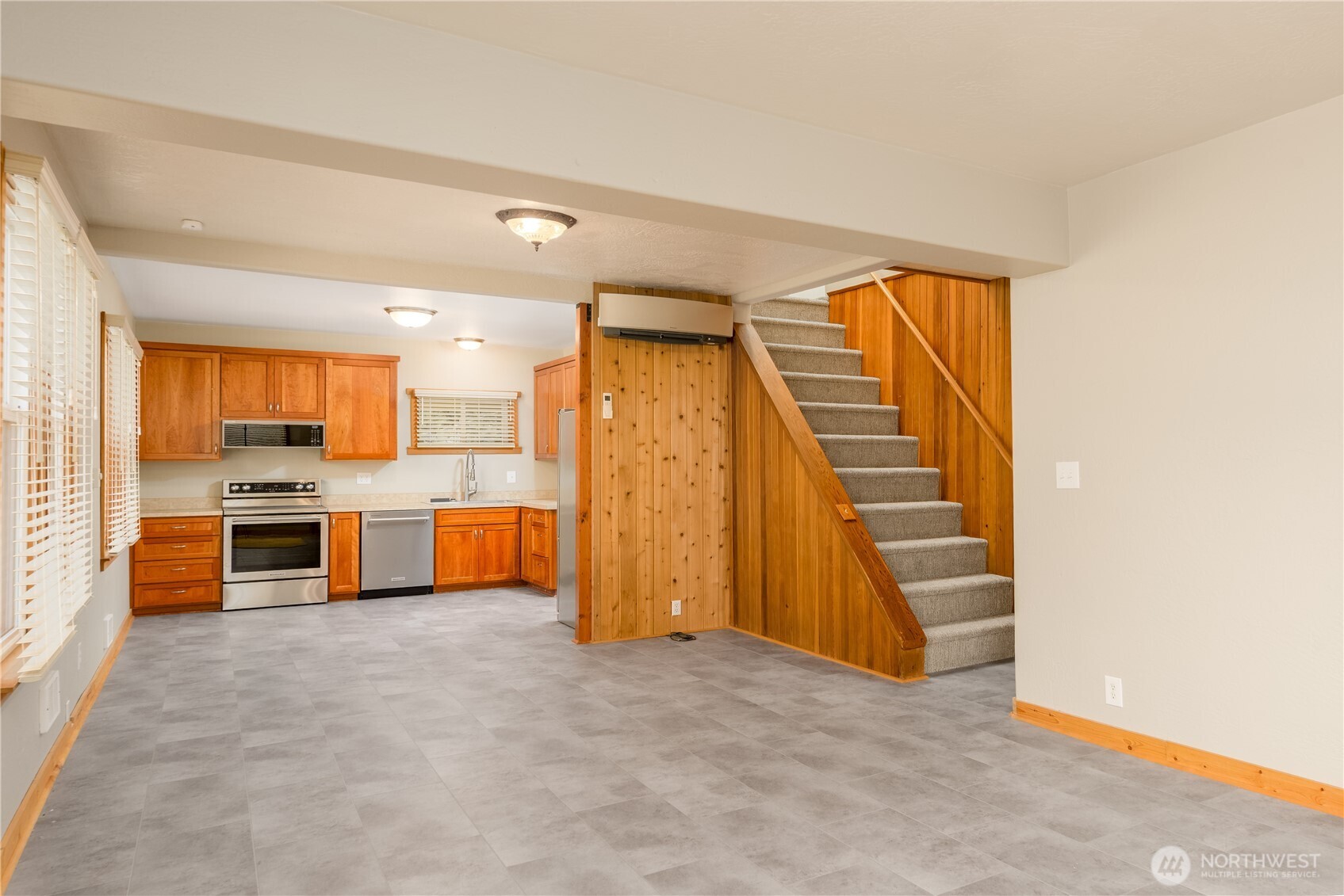 903 S Valley Street , Port Angeles, WA 98362