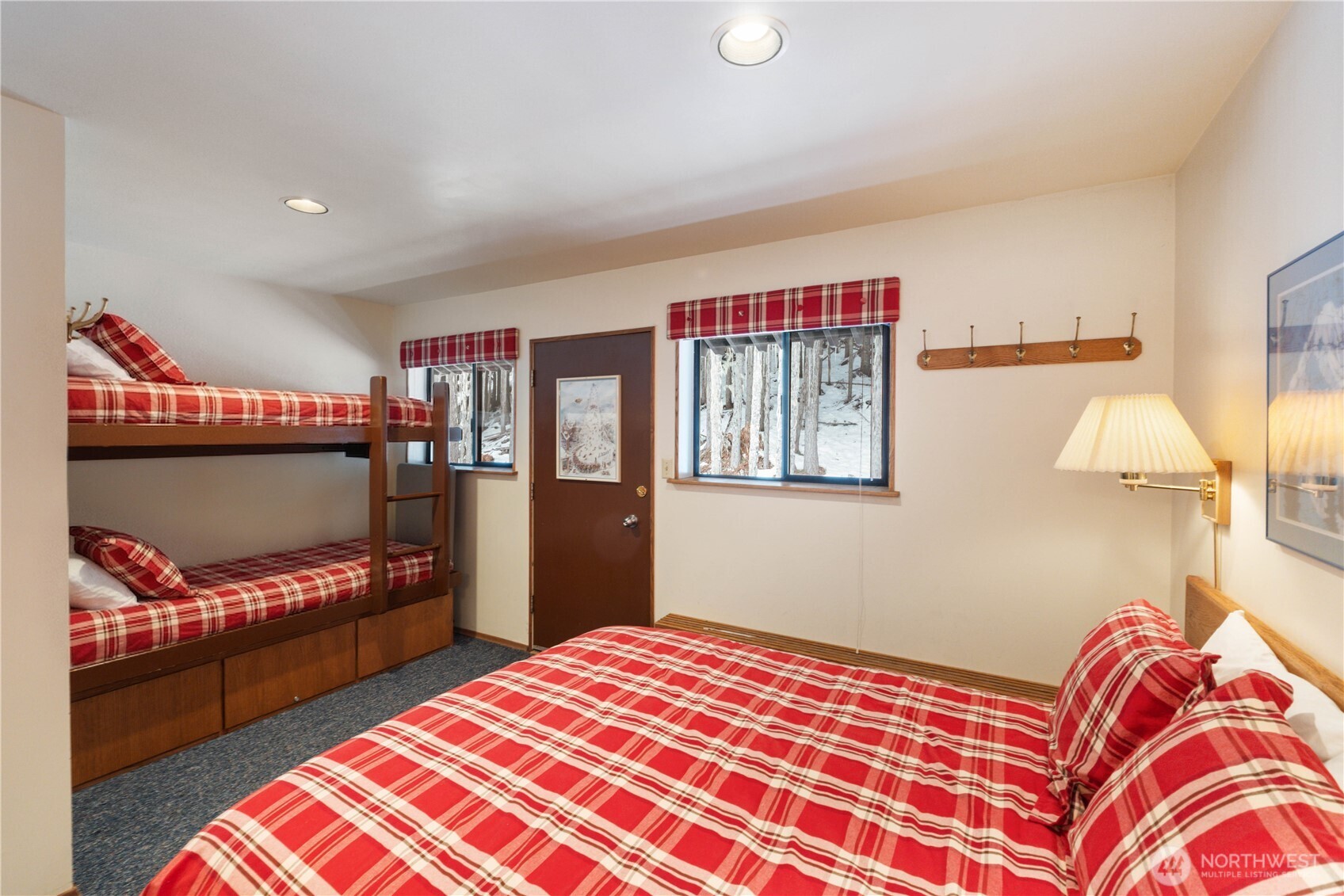 33613 E Crystal Mountain Boulevard #524, Enumclaw, WA 98022