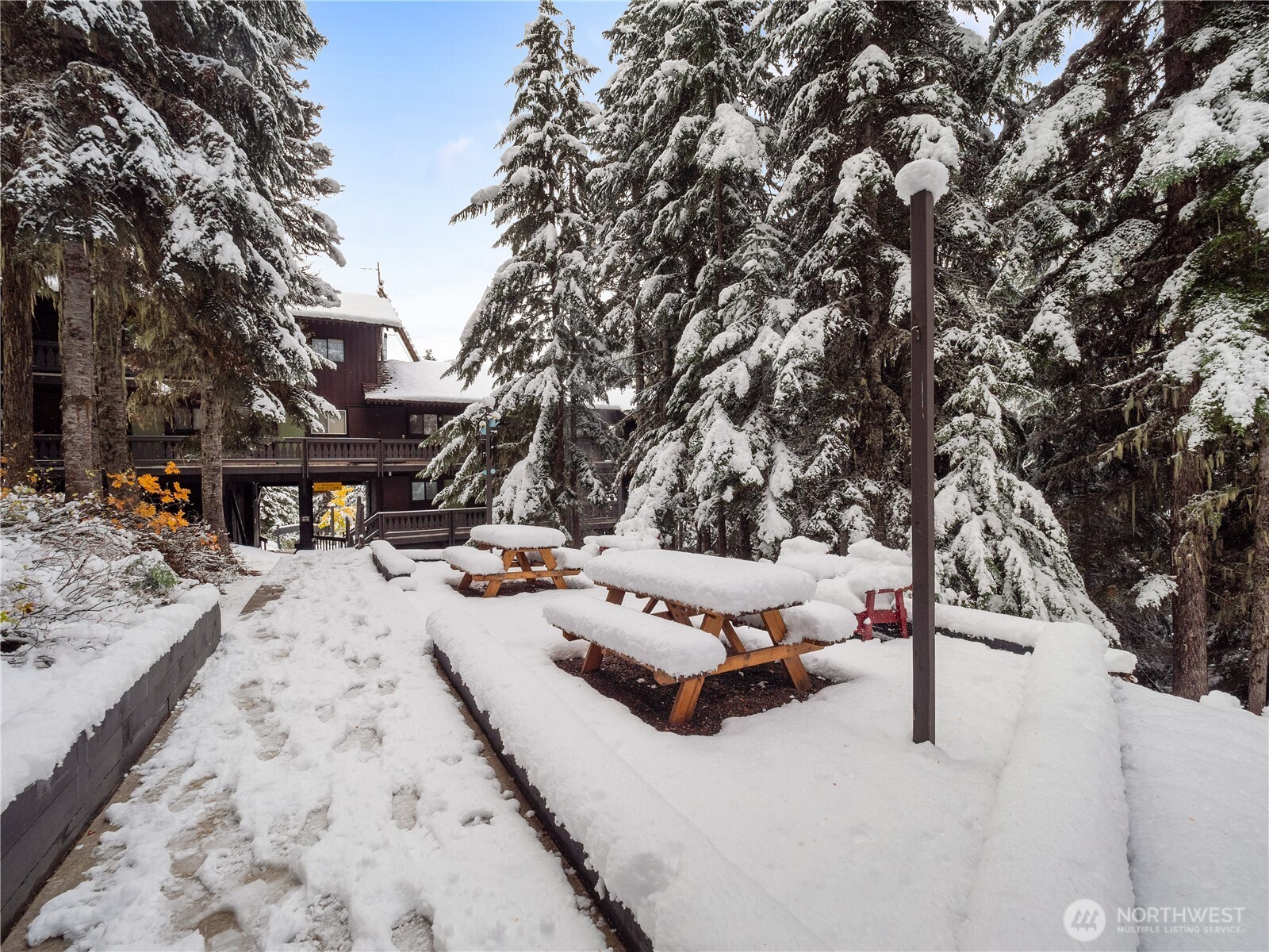 33613 E Crystal Mountain Boulevard #524, Enumclaw, WA 98022