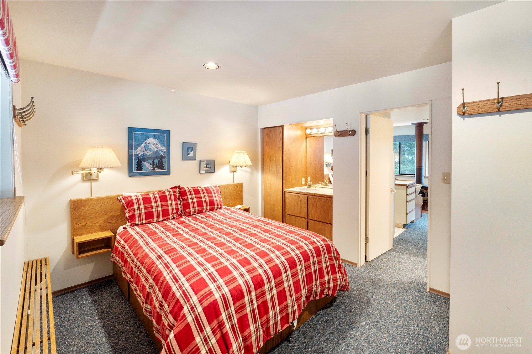 33613 E Crystal Mountain Boulevard #524, Enumclaw, WA 98022