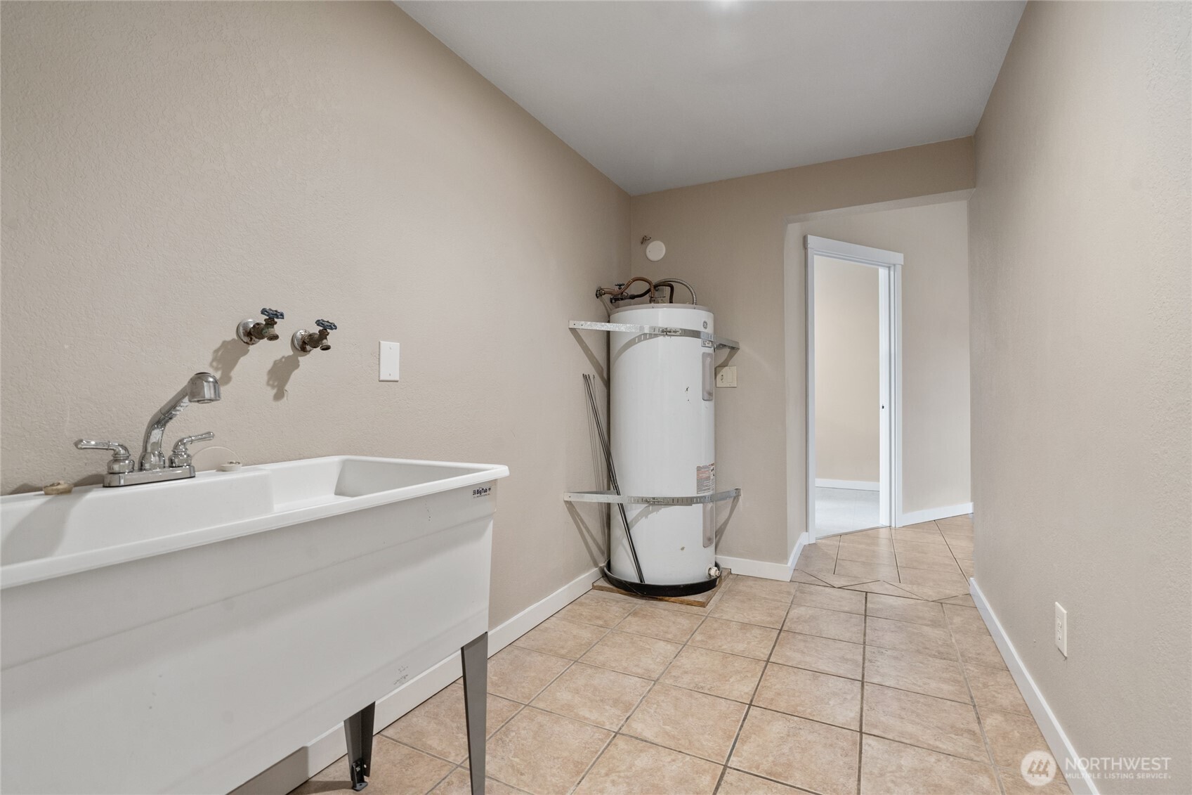 6408 366th Street Ct E , Eatonville, WA 98328