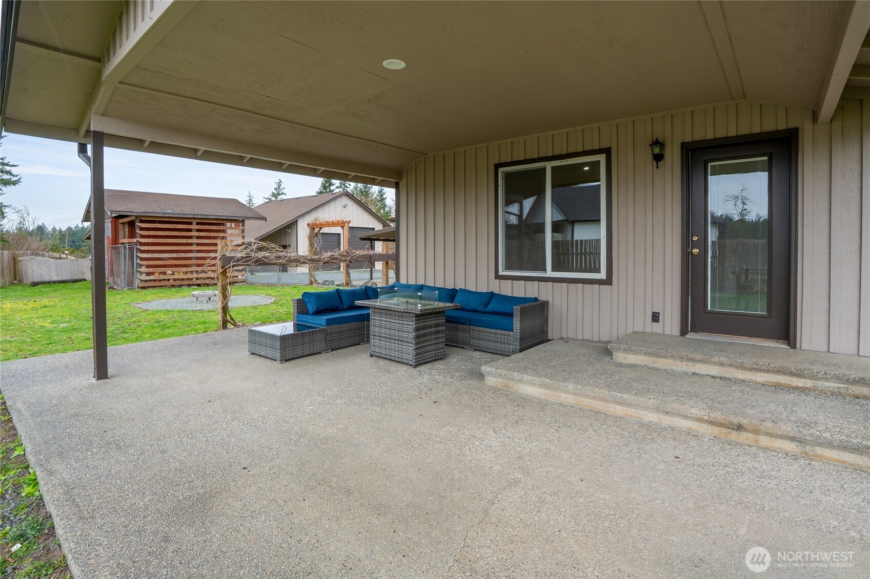 6408 366th Street Ct E , Eatonville, WA 98328