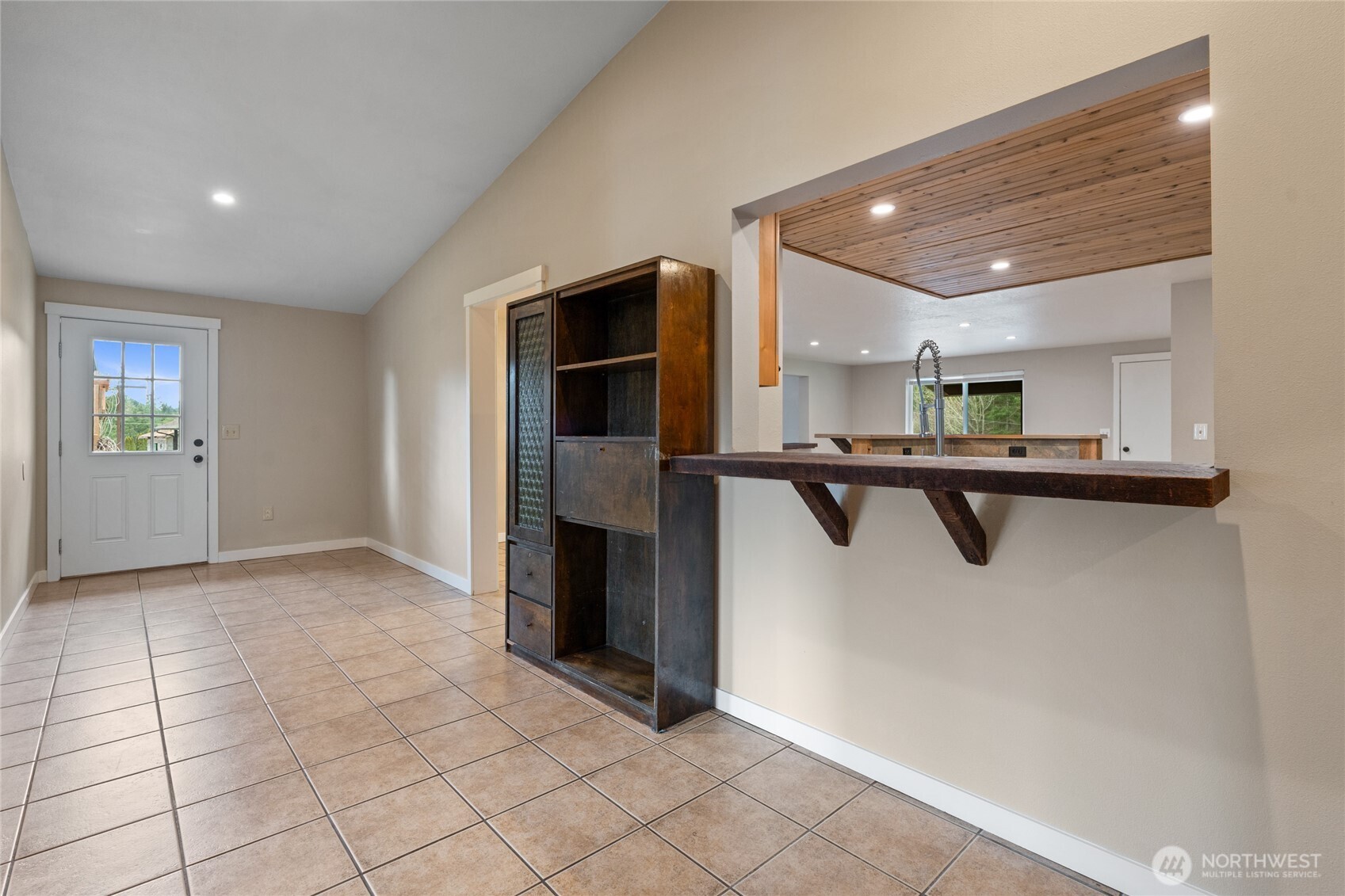 6408 366th Street Ct E , Eatonville, WA 98328