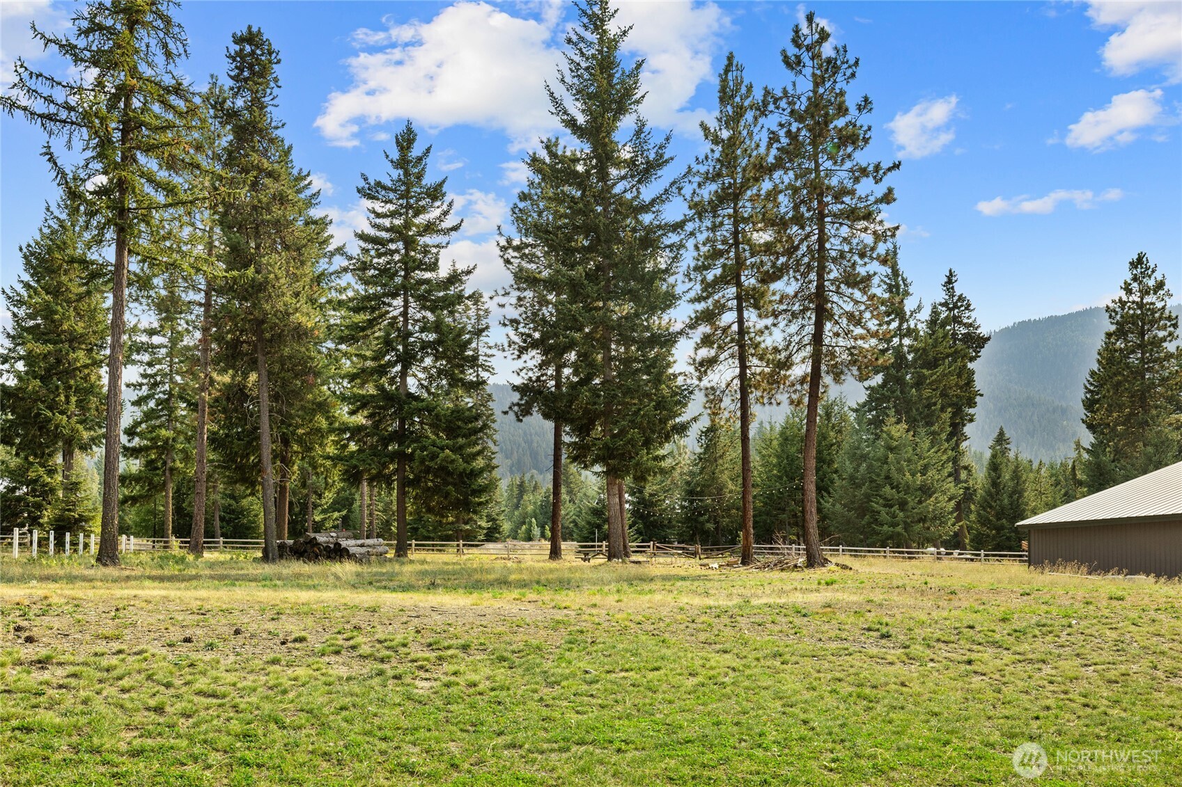 250 190 Revelstoke Road , Cle Elum, WA 98922-9636
