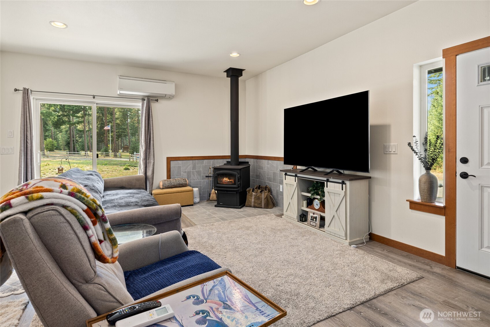 250 190 Revelstoke Road , Cle Elum, WA 98922-9636