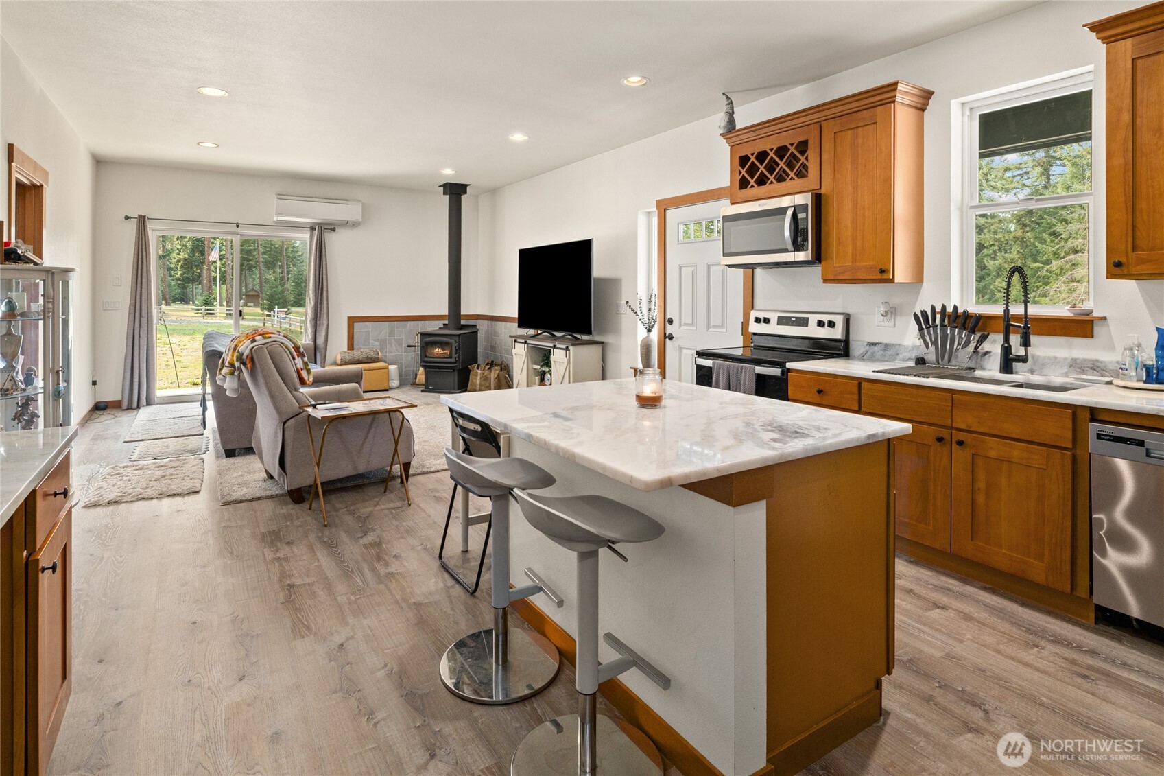 250 190 Revelstoke Road , Cle Elum, WA 98922-9636