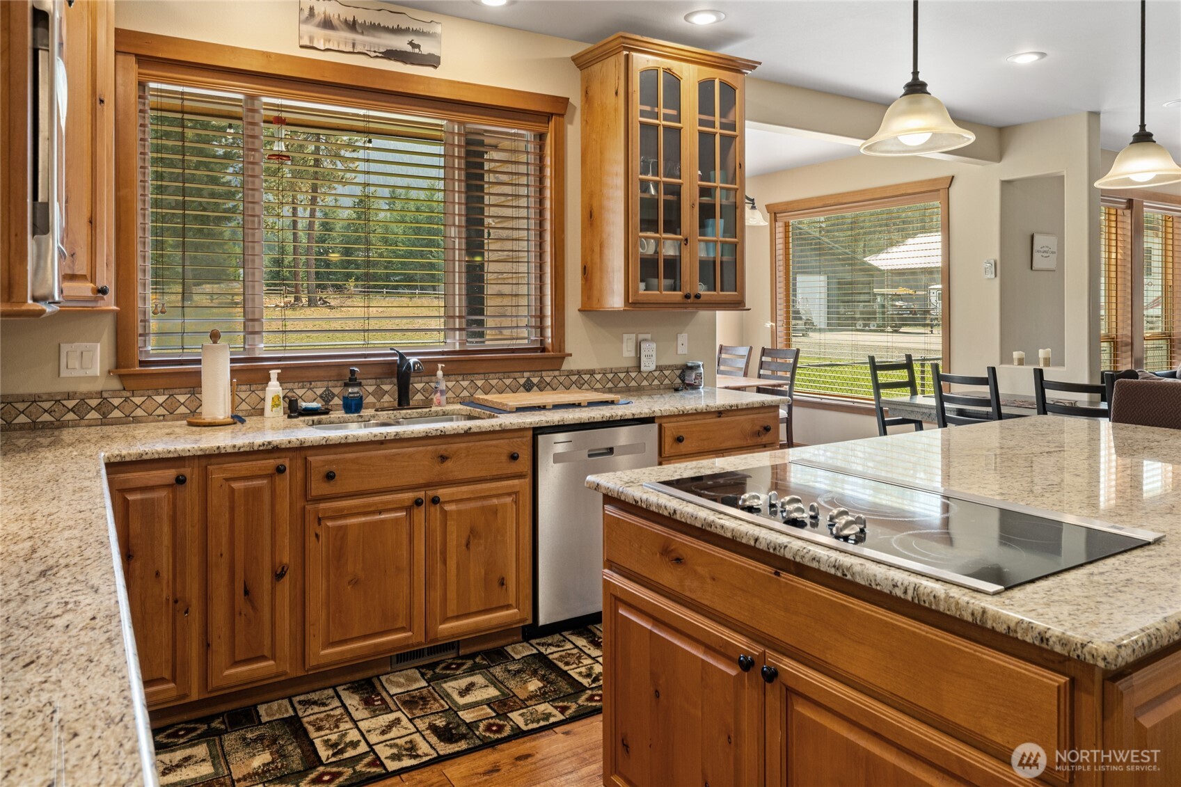 250 190 Revelstoke Road , Cle Elum, WA 98922-9636