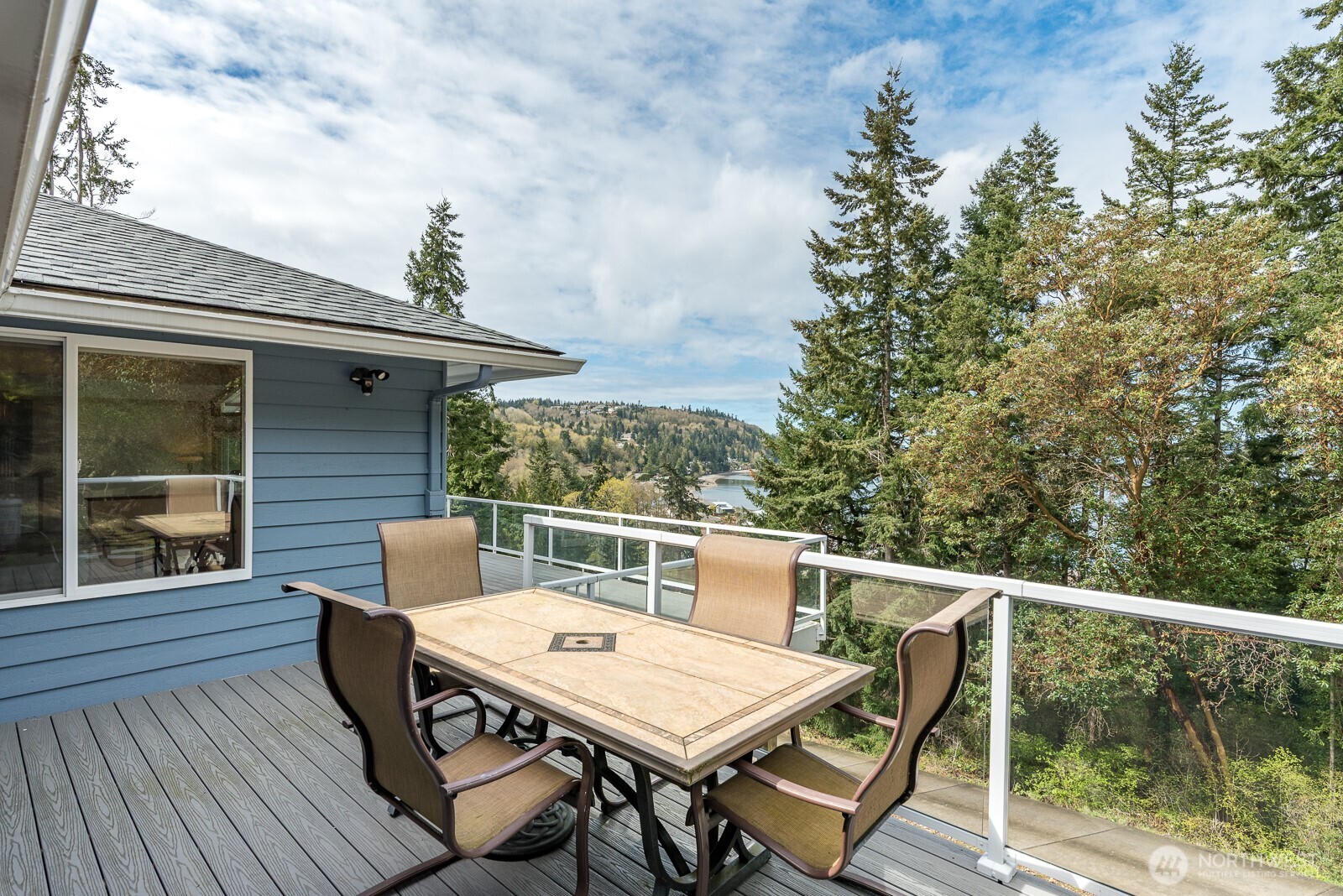 1107 Puesta Del Sol , Camano Island, WA 98282