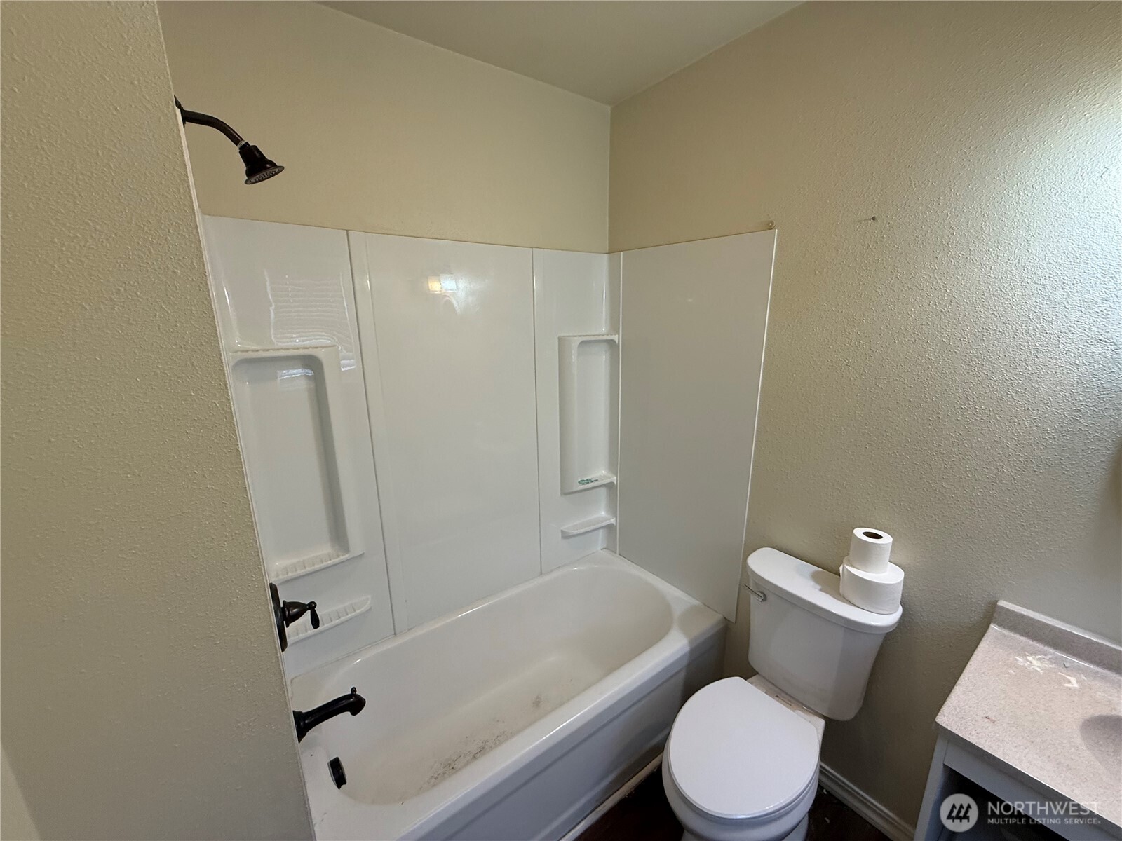 649 5th Avenue N, Okanogan, WA 98840
