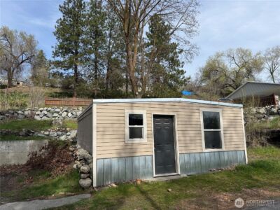 649 5th Avenue N, Okanogan, WA 98840 - Photo 4