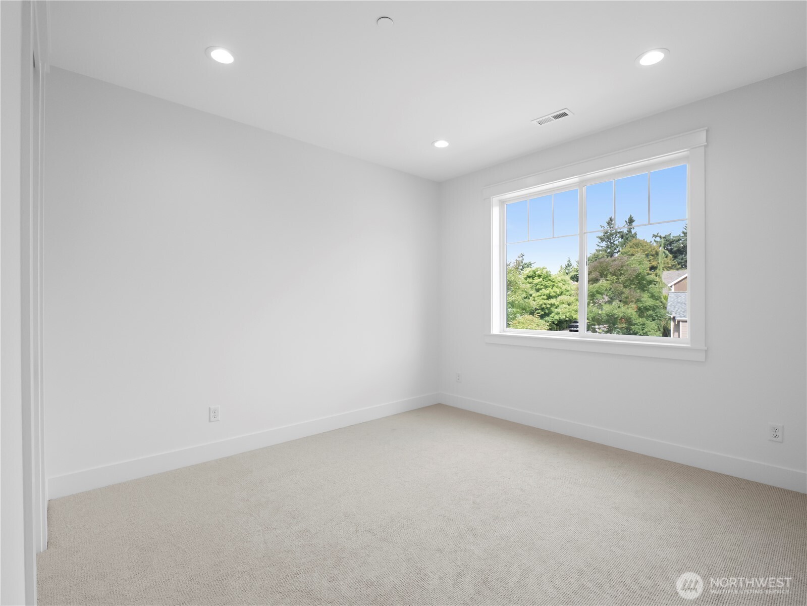 15419 NE 106th Street , Redmond, WA 98052