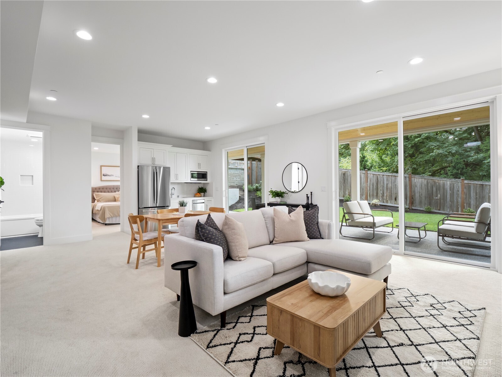 15419 NE 106th Street , Redmond, WA 98052