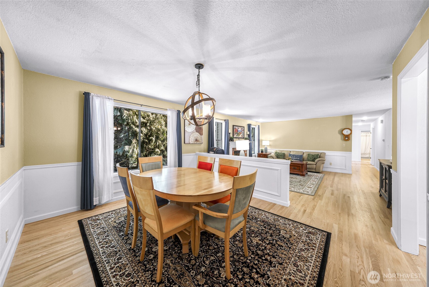 20714 NE 43rd Street , Sammamish, WA 98074