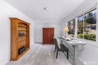 20714 NE 43rd Street , Sammamish, WA 98074 - Photo 17