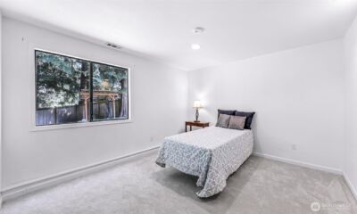 20714 NE 43rd Street , Sammamish, WA 98074 - Photo 31