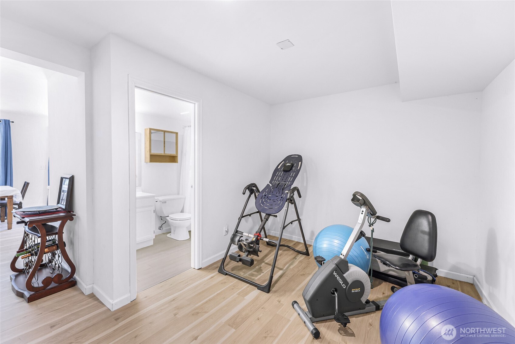 20714 NE 43rd Street , Sammamish, WA 98074